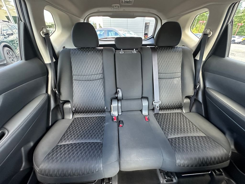 Used 2017 Gray Nissan SV image 23