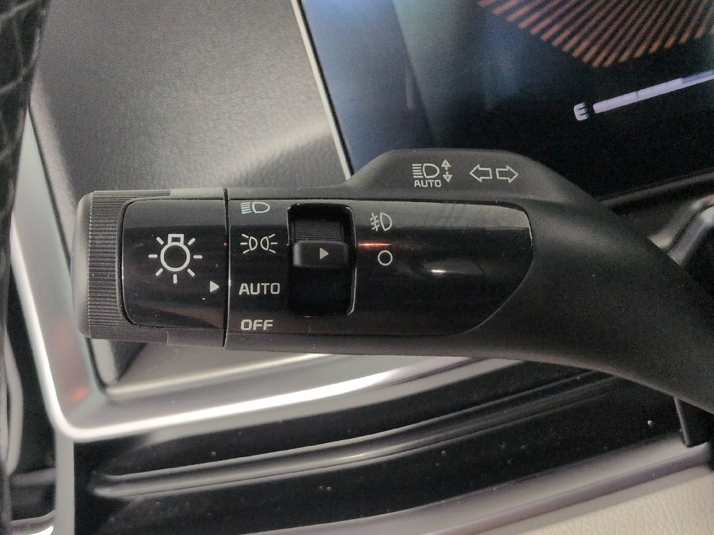 2025 Kia Sorento EX Hybrid - Photo 38