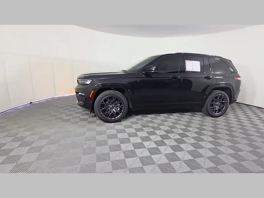 2025 Jeep Grand Cherokee Summit - Photo 47
