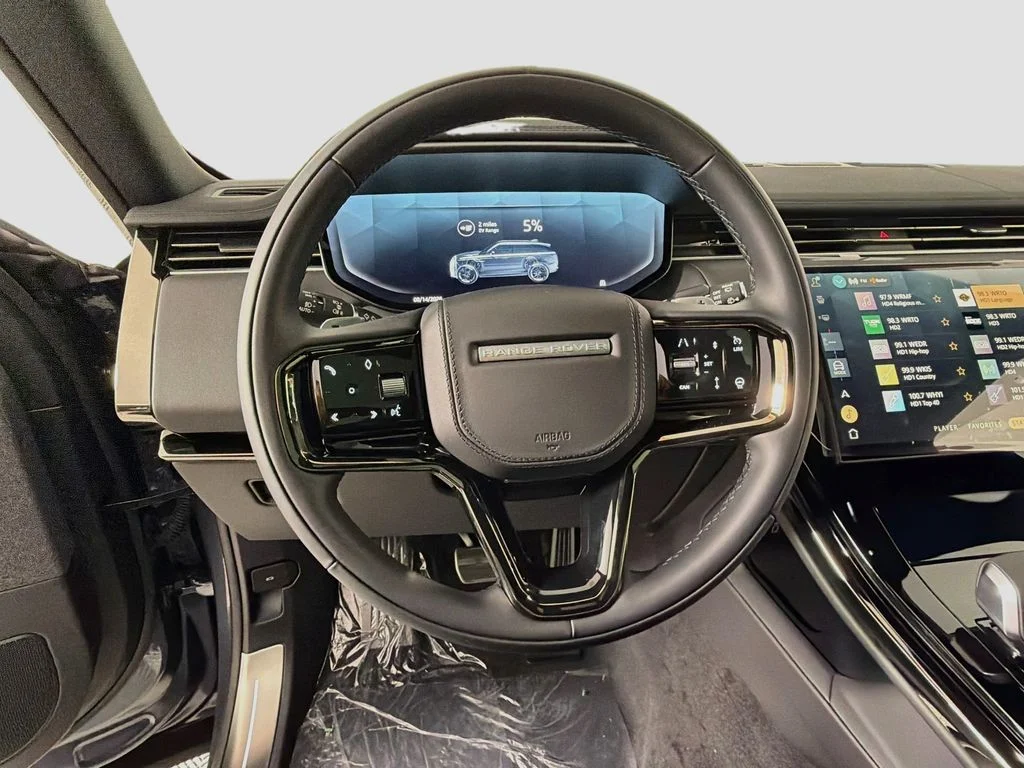 New 2026 Varesine Blue Land Rover Dynamic SE image 11