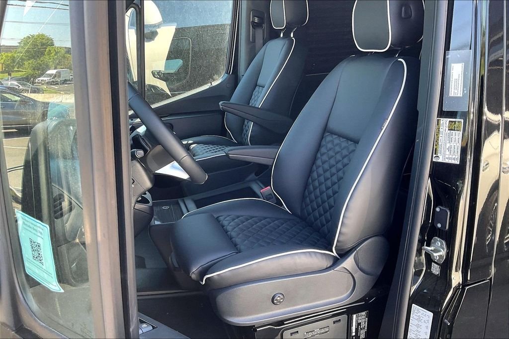 2025 Mercedes-Benz Sprinter Cargo Van Base - Photo 7