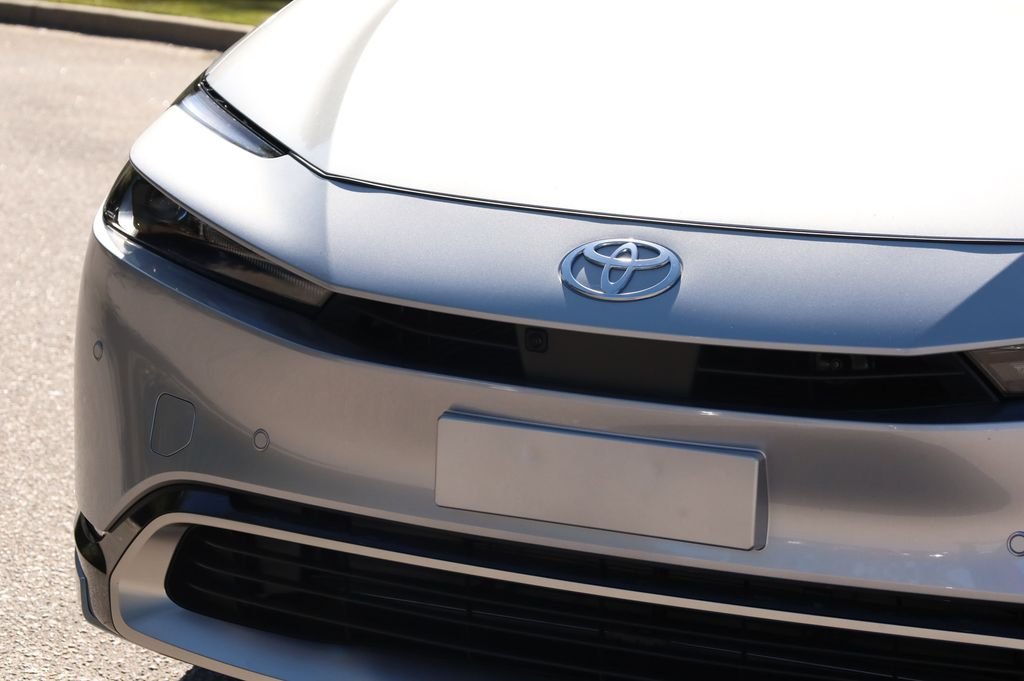 New 2026 Cutting Edge Toyota  XSE Premium image 12