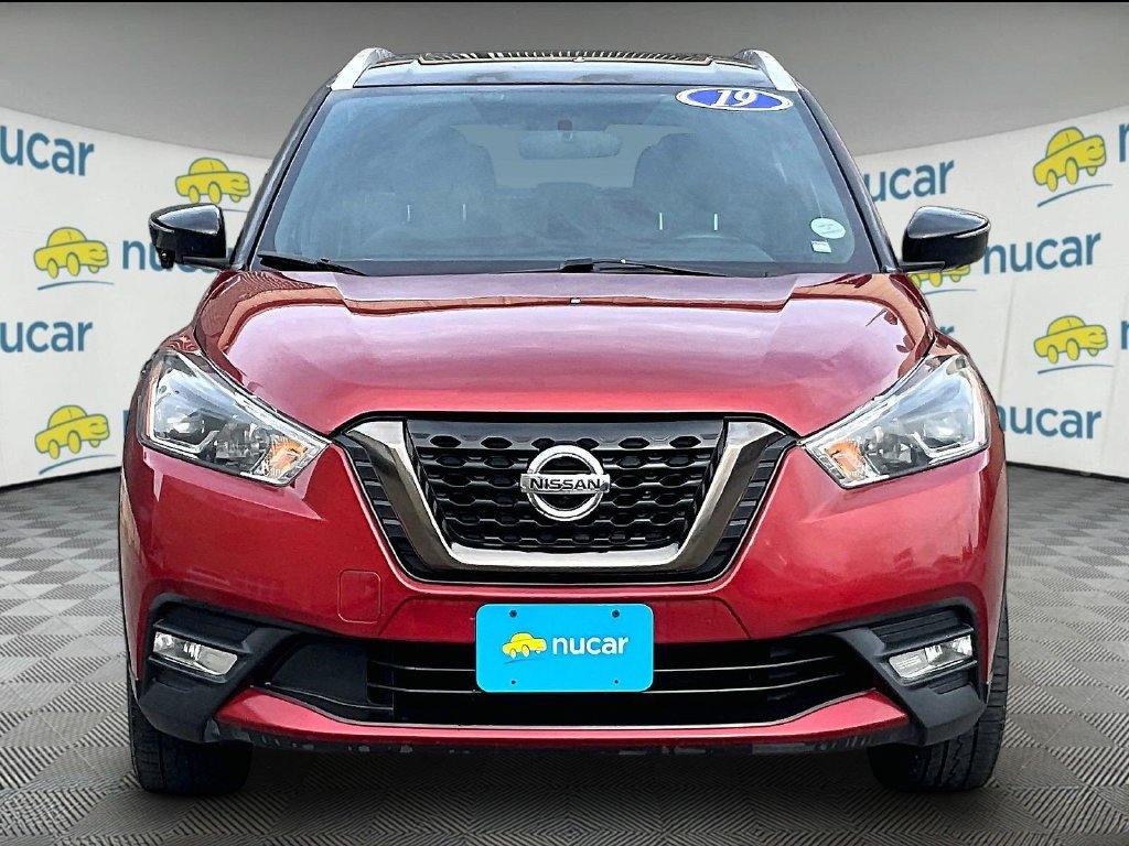 Used 2019 Red Nissan SR image 2