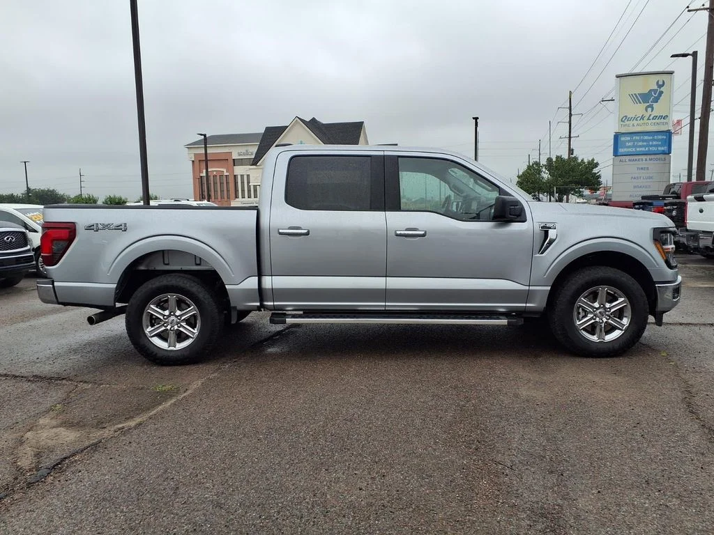 Used 2025 Silver Ford XLT image 17