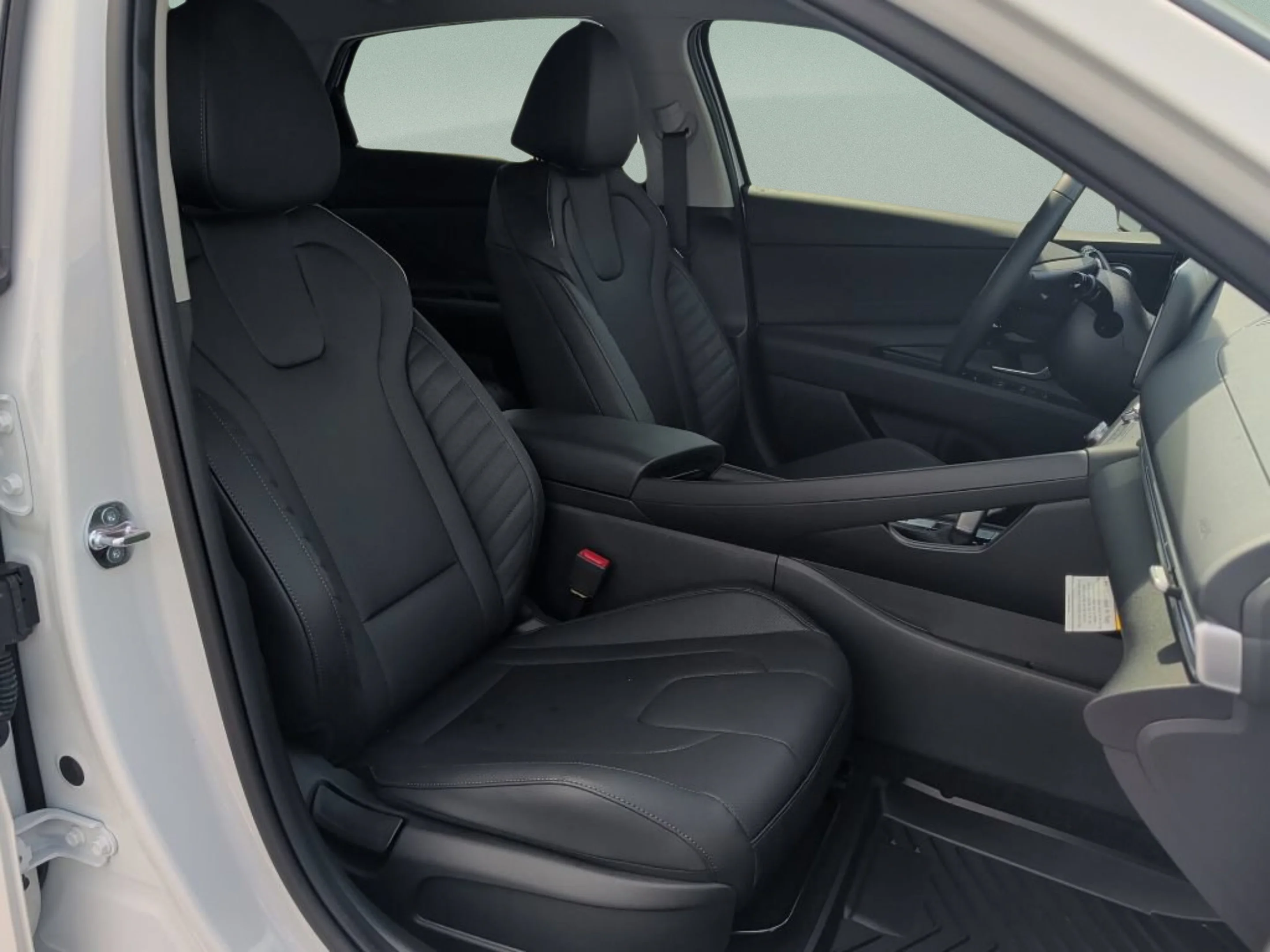 Used 2026 Serenity White Hyundai Limited image 26