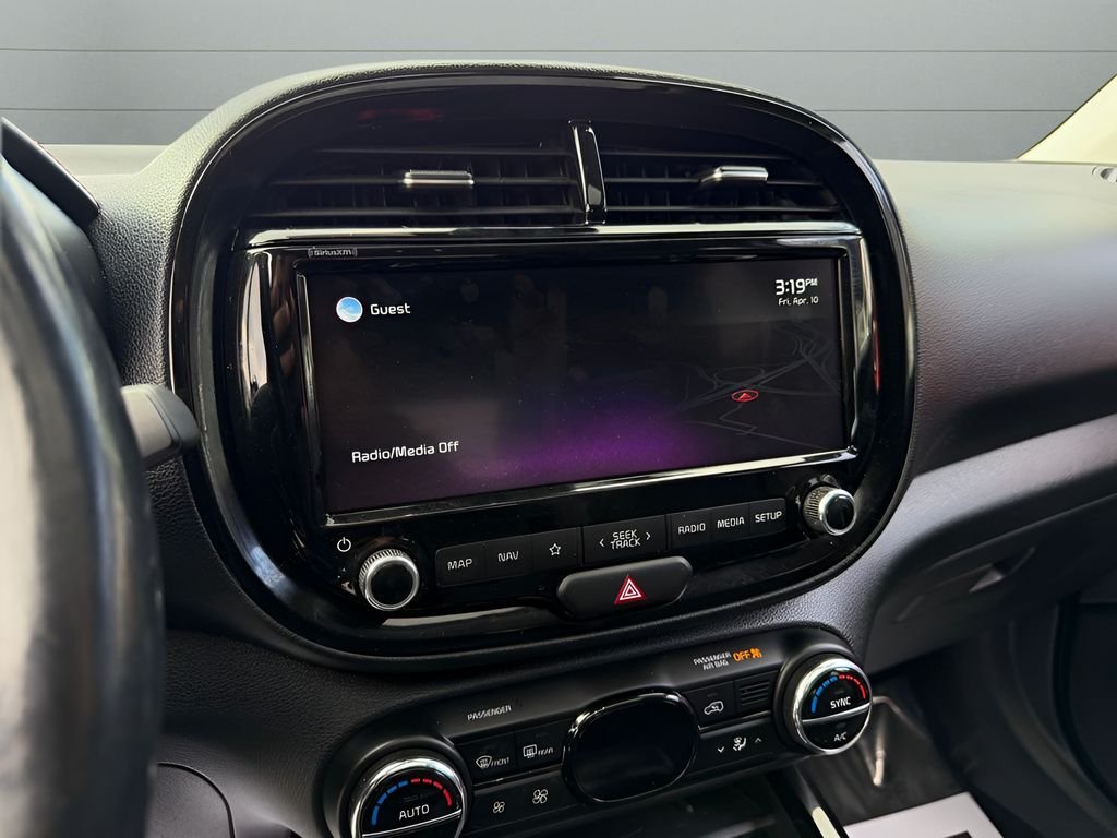 2022 Kia Soul Turbo - Photo 17