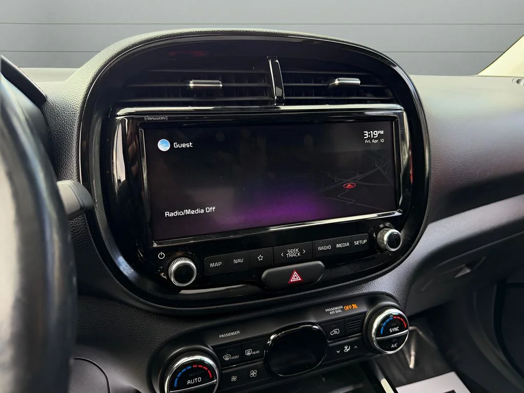 2022 Kia Soul Turbo - Photo 17
