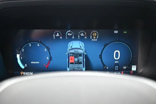 New 2026 Avalanche Ford Lariat® image 9