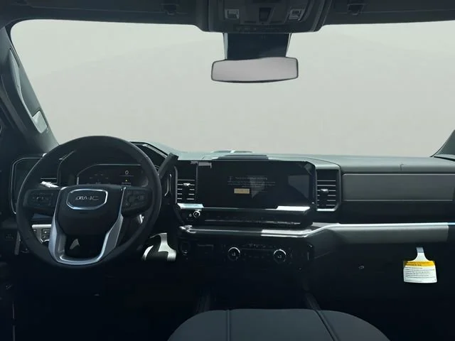 2025 GMC Sierra 2500HD SLT - Photo 10