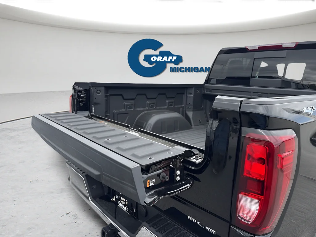 2026 GMC Sierra 1500 SLE - Photo 7