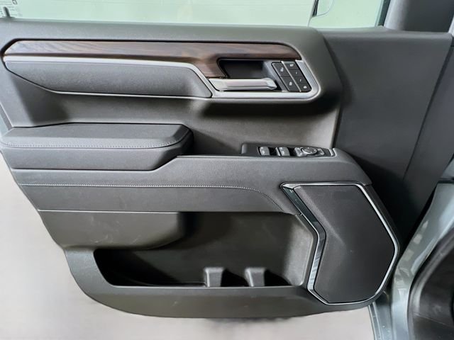 Used 2026 Silver GMC SLT image 32