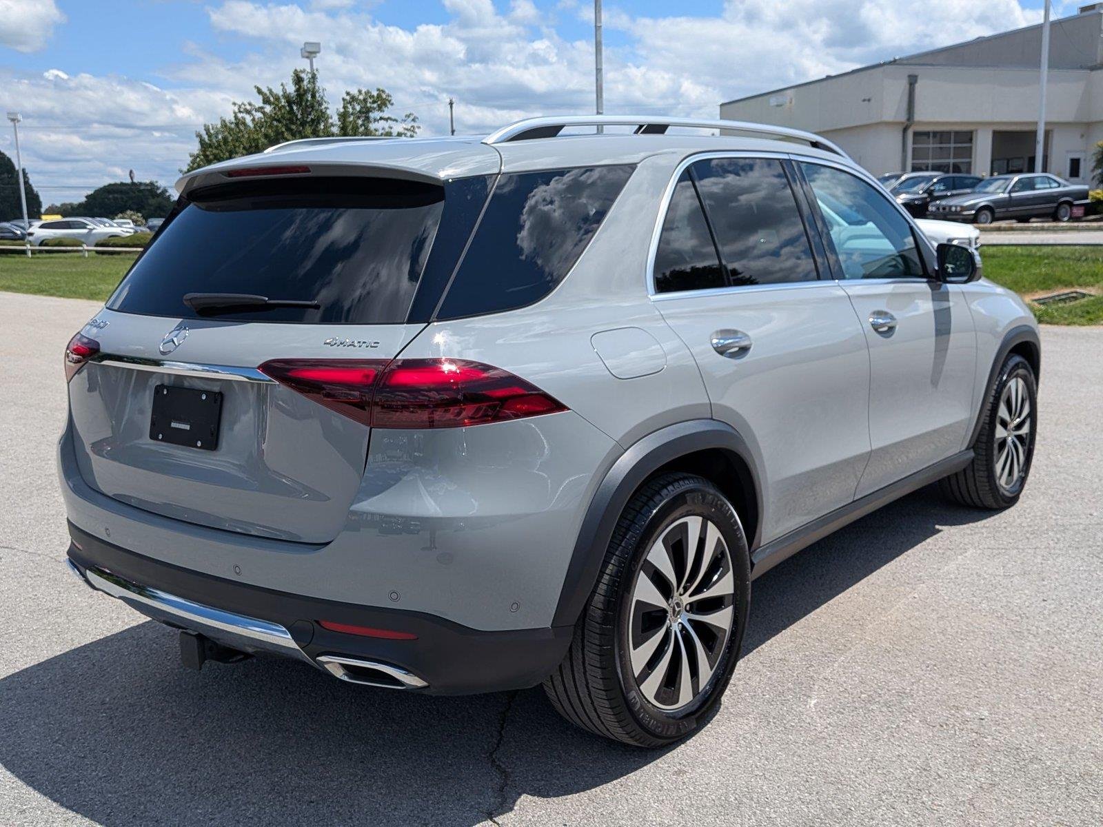 Used 2024 MANUFAKTUR Alpine Grey Mercedes-Benz GLE 350 image 5