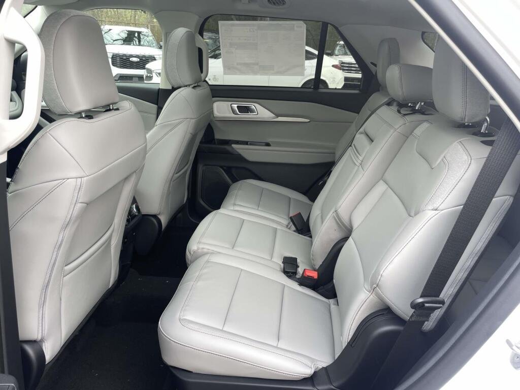 New 2026 Star White Metallic Tri-Coat Ford Active w/200A Pkg image 19
