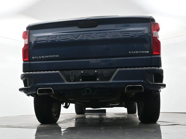 Used 2020 NORTHSKY BLUE METALLIC Chevrolet Custom image 14