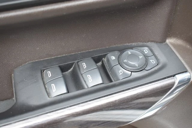 Used 2022 White Chevrolet LTZ image 14