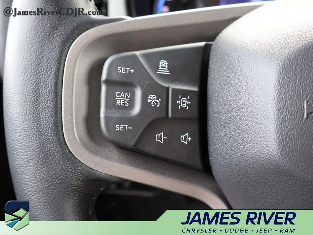 Used 2024 Black Ford Wildtrak image 25