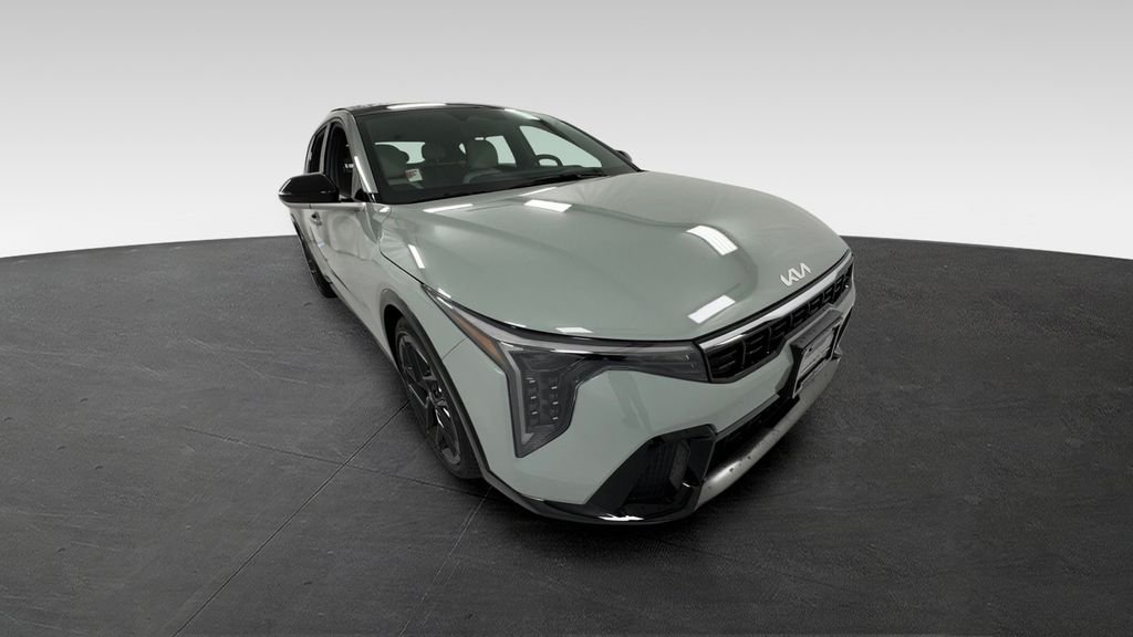 2026 Kia K4 GT-Line Turbo AT Hatchback's photo