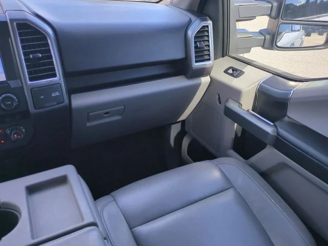 Used 2016 White Ford XLT image 17