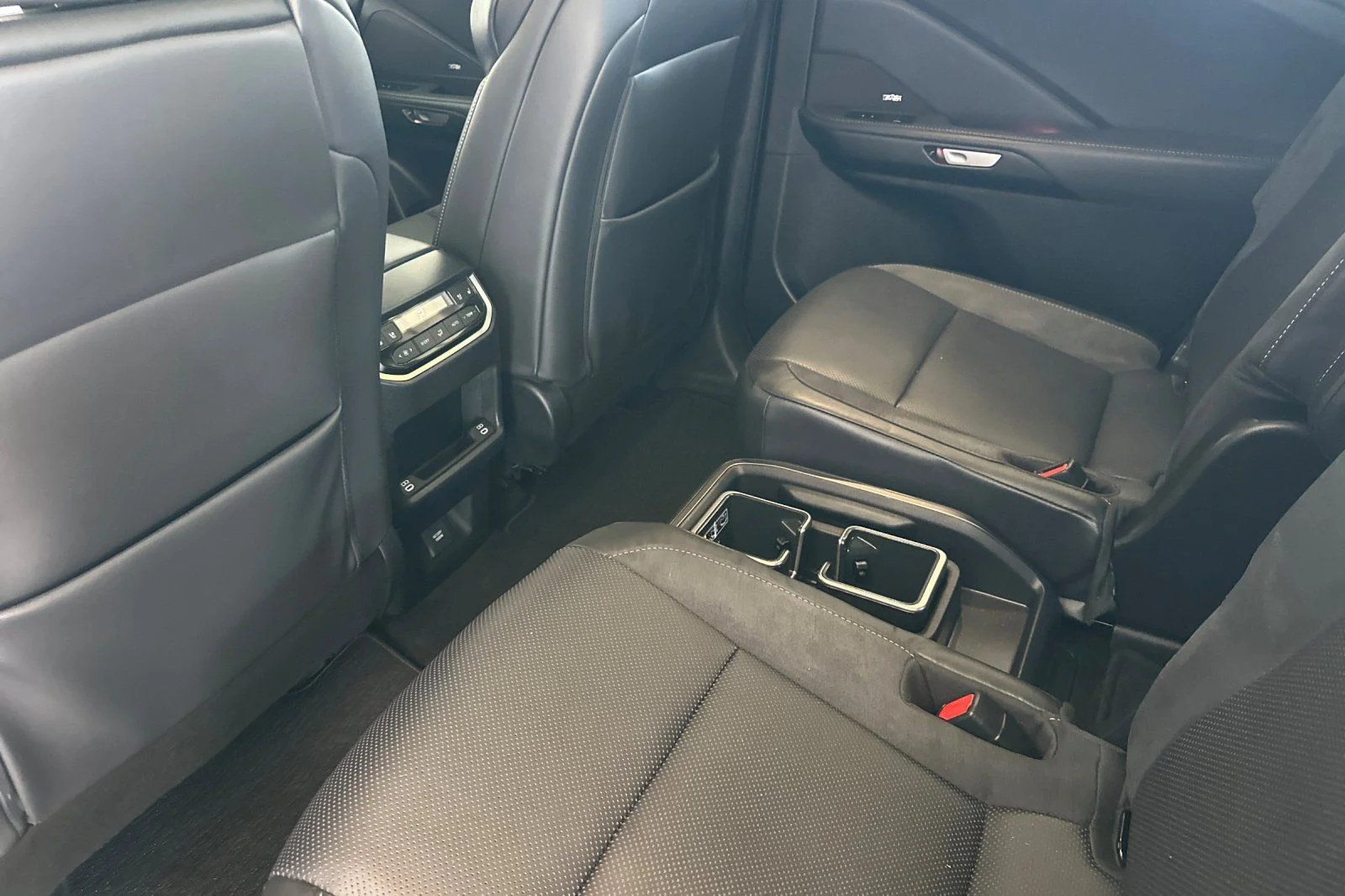 Used 2026 Pearl Lexus 500h F SPORT Performance Luxury image 9