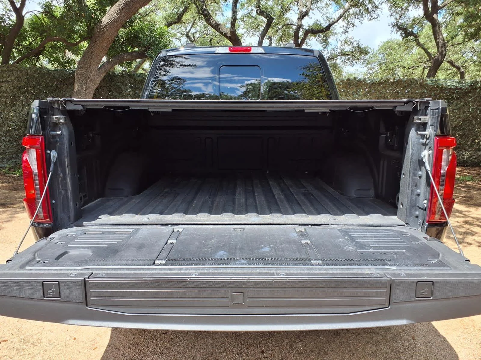 Used 2024  Ford XLT image 31