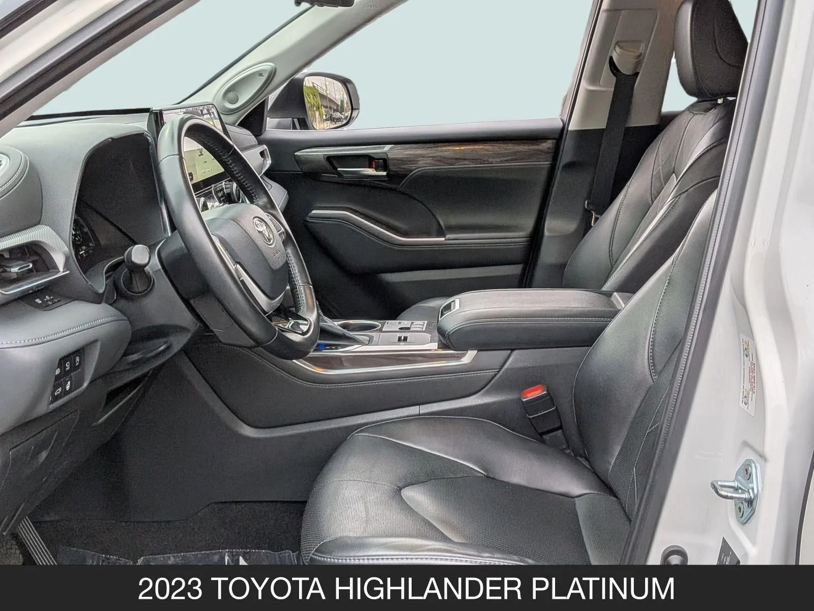 Used 2023 Wind Chill Pearl Toyota Platinum image 14