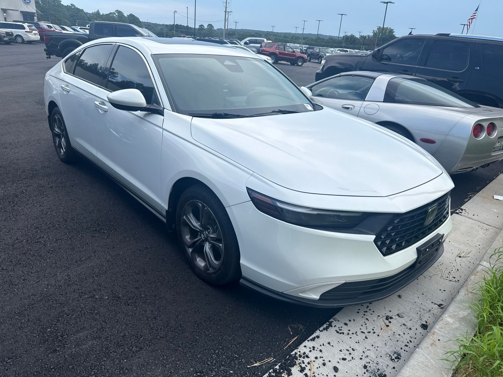 Used 2024  Honda EX image 1
