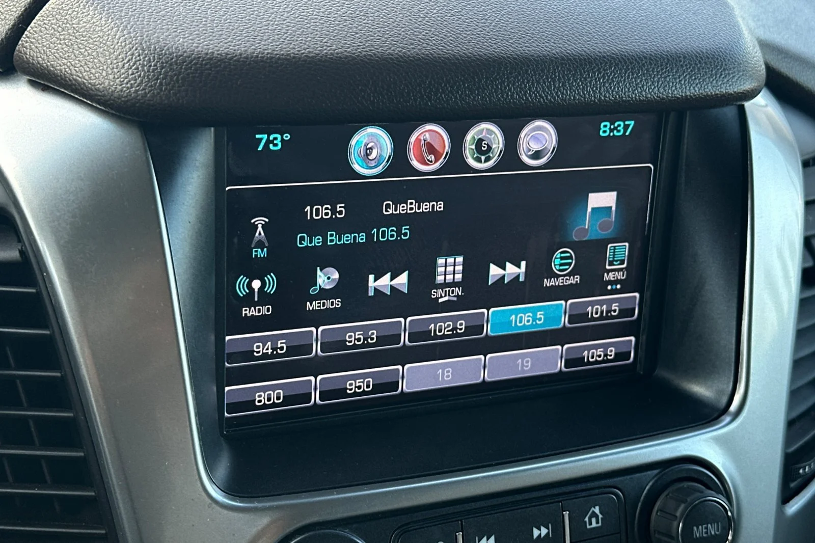 Used 2017 Iridescent Pearl Tricoat Chevrolet LT image 20