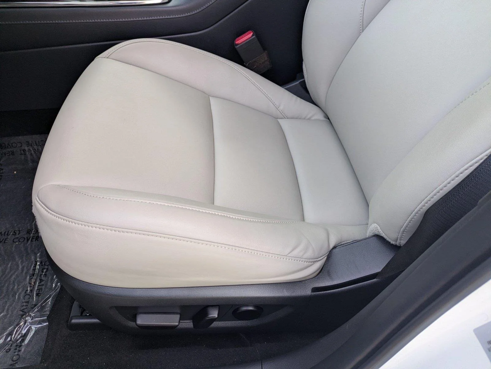 Used 2023 Snowflake White Pearl Mica Mazda 2.5 S Preferred Package image 15