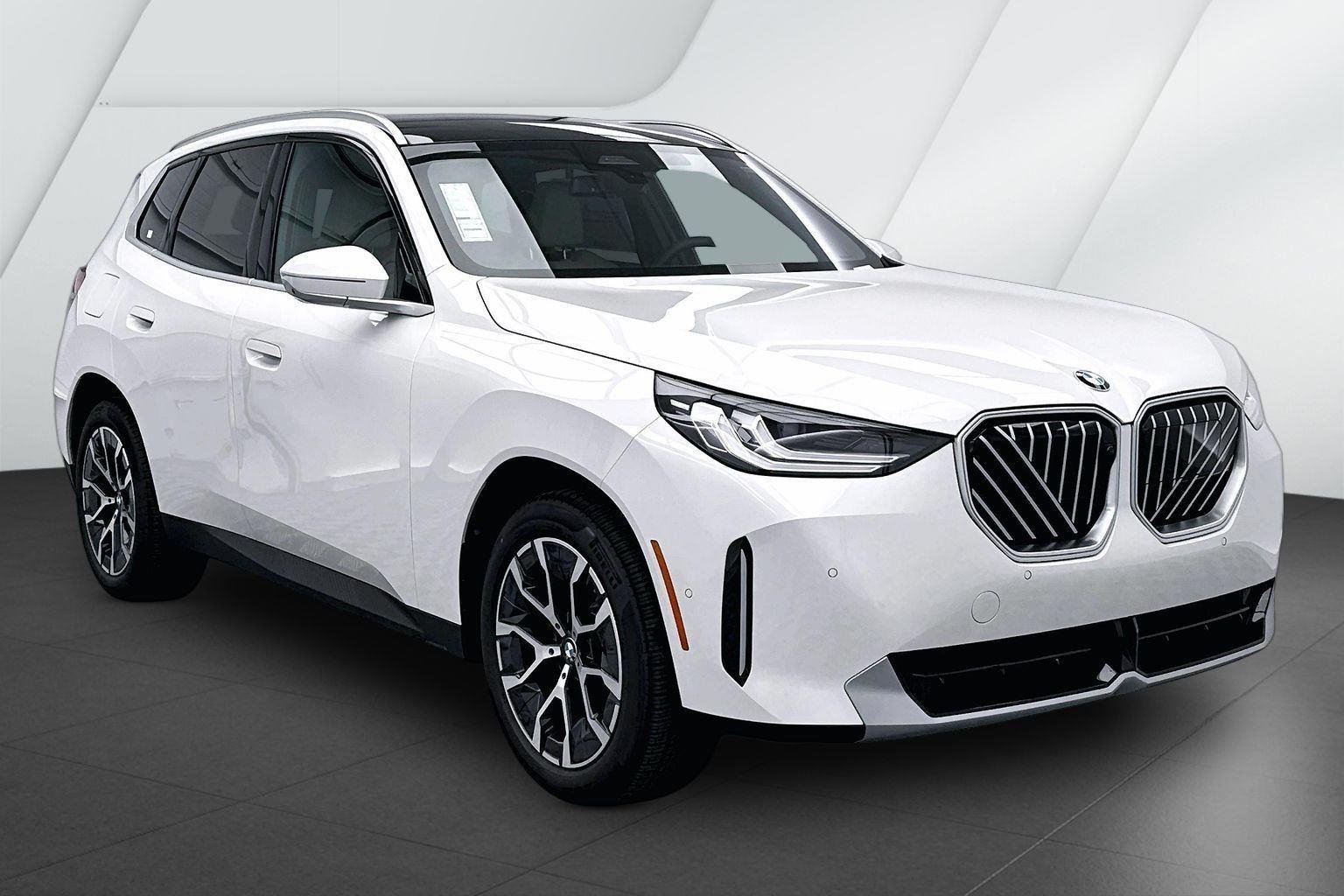 2026 BMW X3 30 XDRIVE's photo