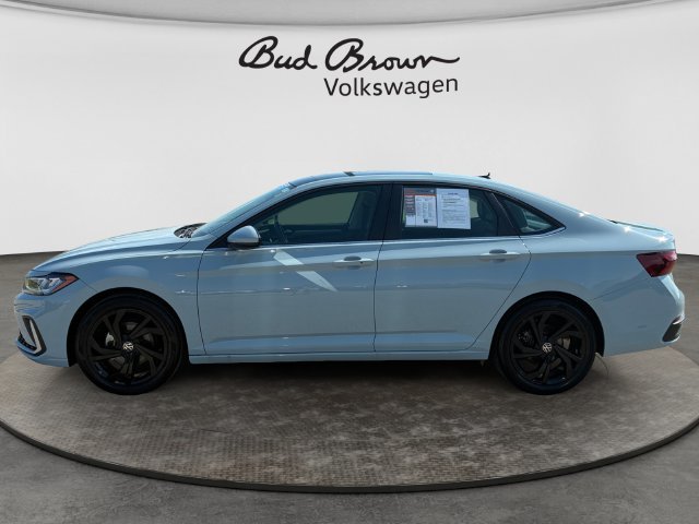 Used 2026 Volkswagen Jetta SE with VIN 3VW7W7BU9TM016394 for sale in Kansas City