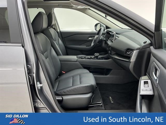 Used 2025 Gun Metallic Nissan SV image 26