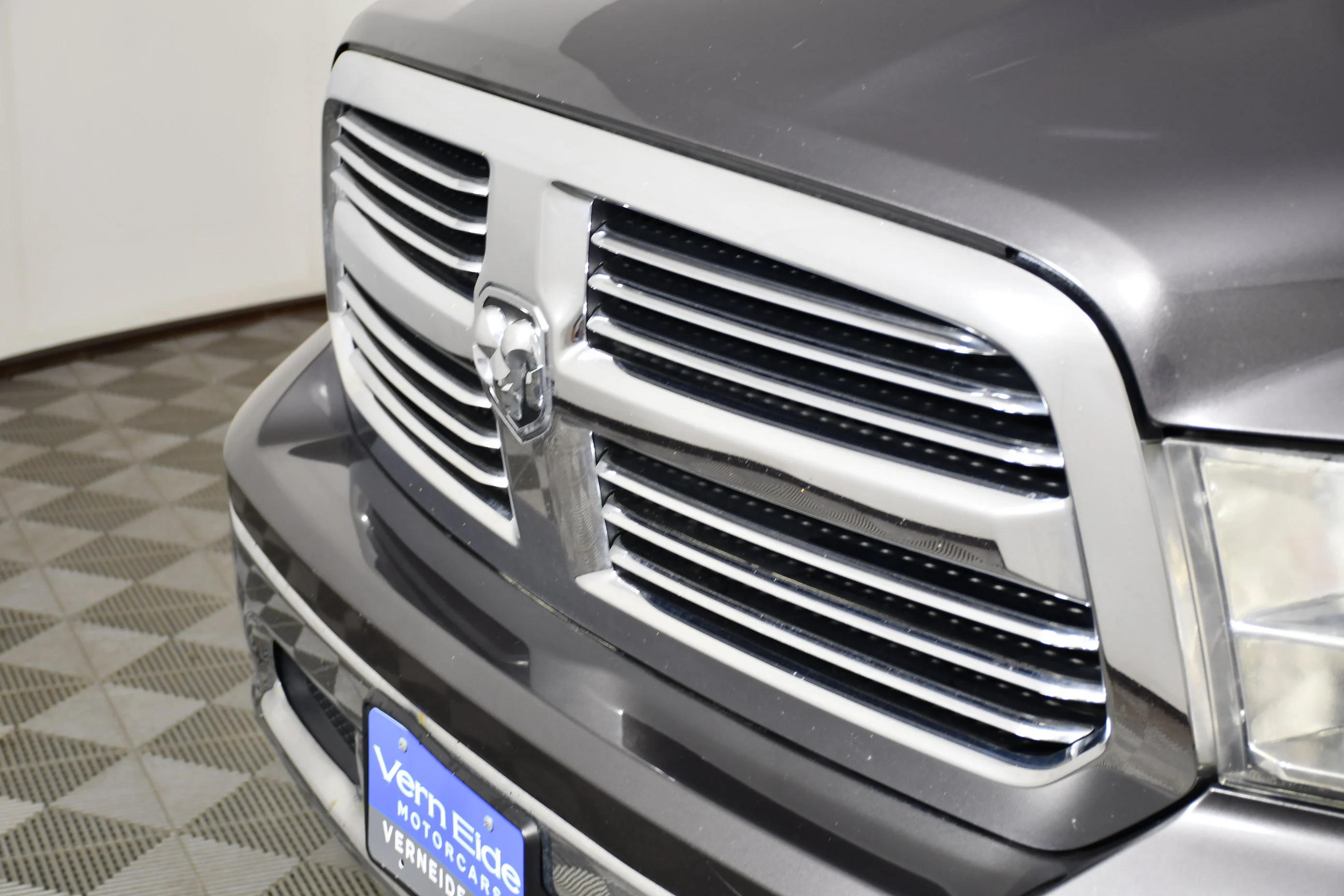 Used 2016 Granite Crystal Metallic Clearcoat Ram Big Horn image 11