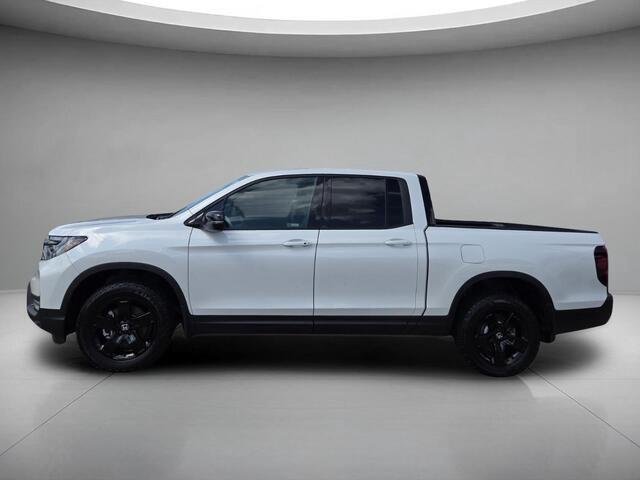 Used 2026 Platinum White Pearl Honda Black Edition image 2