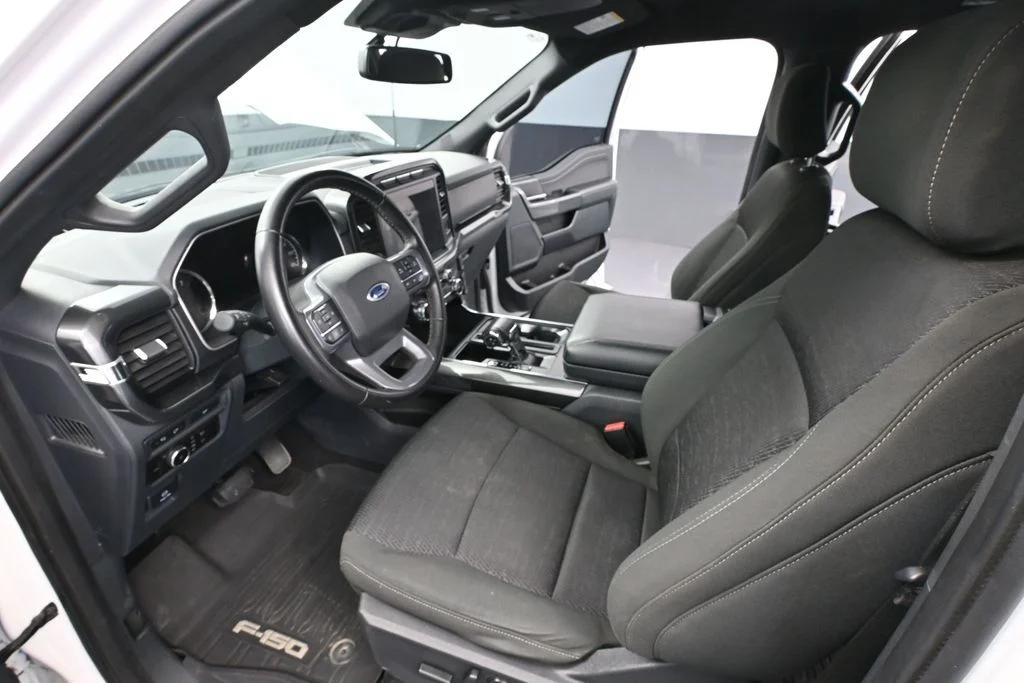Used 2023 White Ford XLT image 24