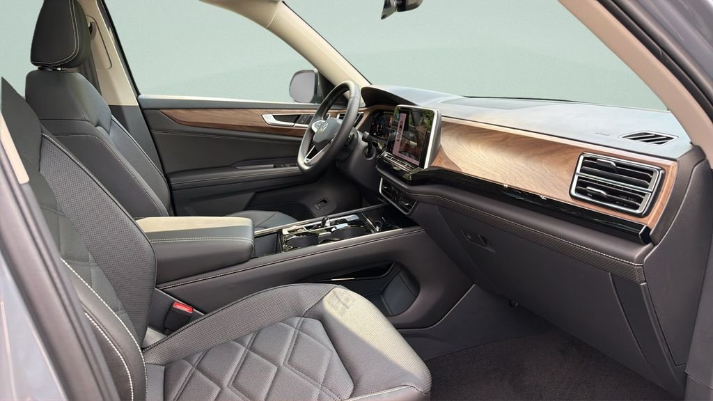 New 2026 Pure Gray Volkswagen SE w/Technology image 32