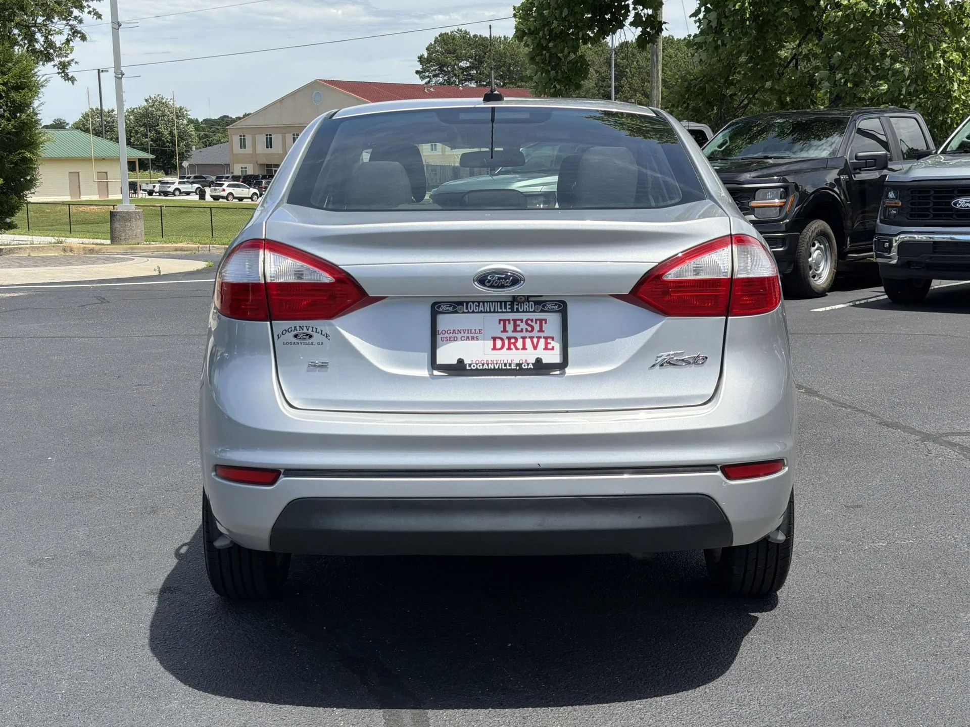 Used 2018 Silver Ford SE image 22