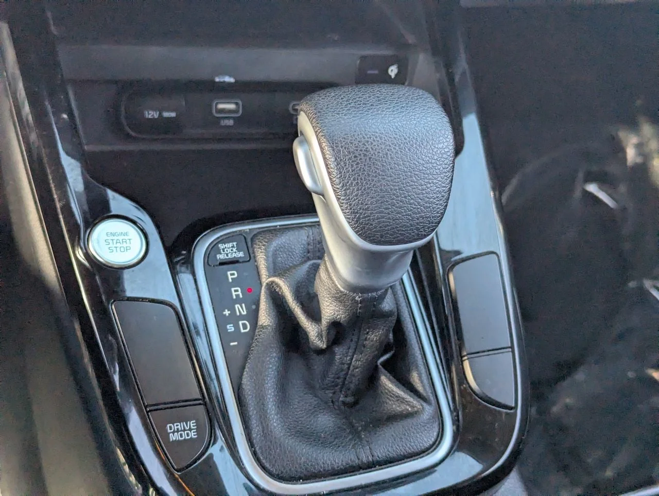 Used 2023 Surf Blue w Black Roof Kia S image 24