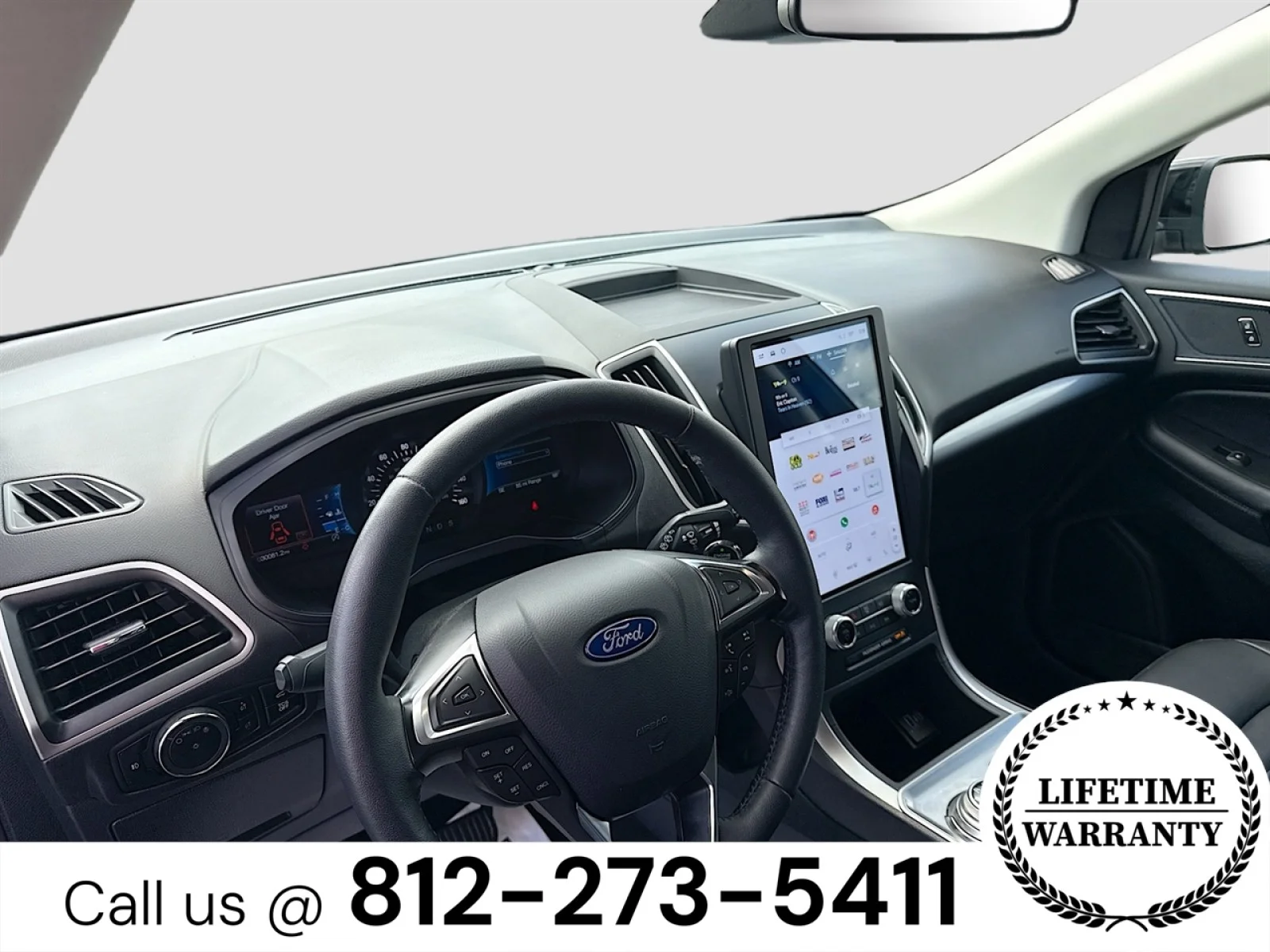 Used 2024 BLACK Ford SEL image 9