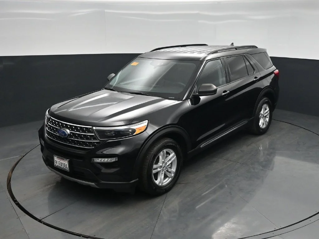 Certified Used 2023 Black Ford XLT image 35