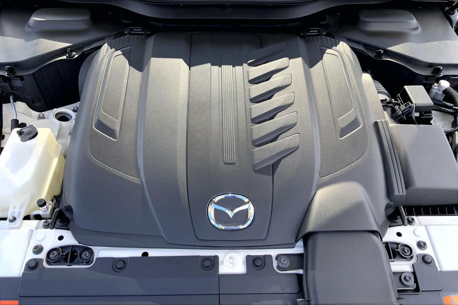 Used 2025 Rhodium White Premium Mazda 3.3 Turbo Preferred Package image 31