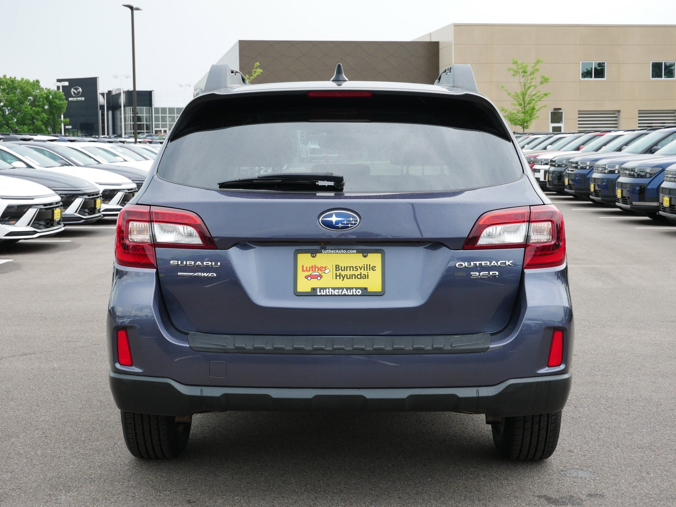 Used 2016 Carbide Gray Metallic Subaru 3.6R Limited image 6