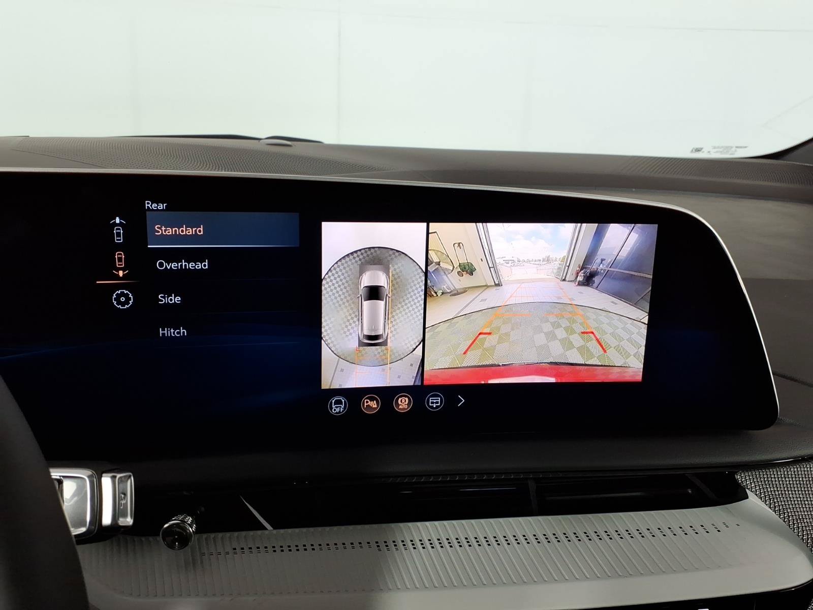 2026 Cadillac OPTIQ Sport - Photo 15