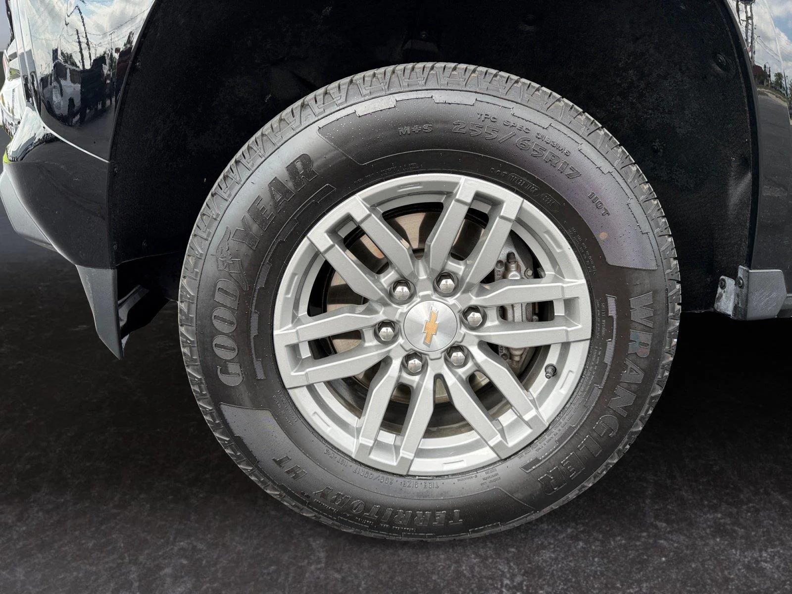 Used 2026 Black Chevrolet 4WD LT image 25