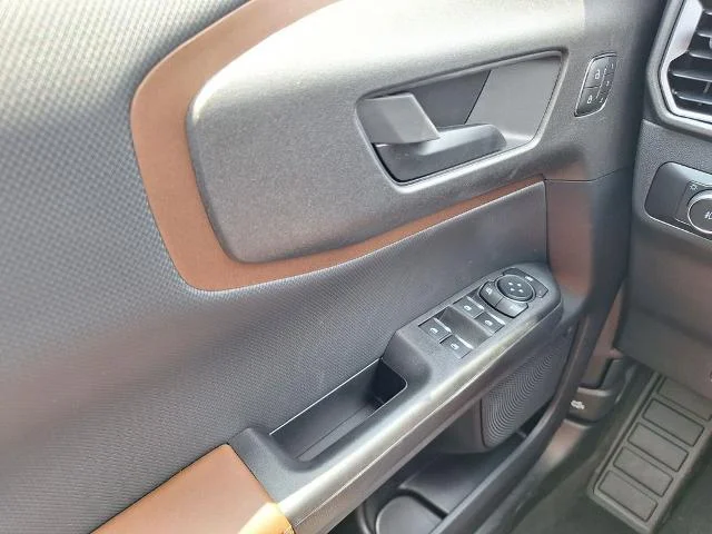 New 2026 Carbonized Gray Metallic Ford Outer Banks® image 39