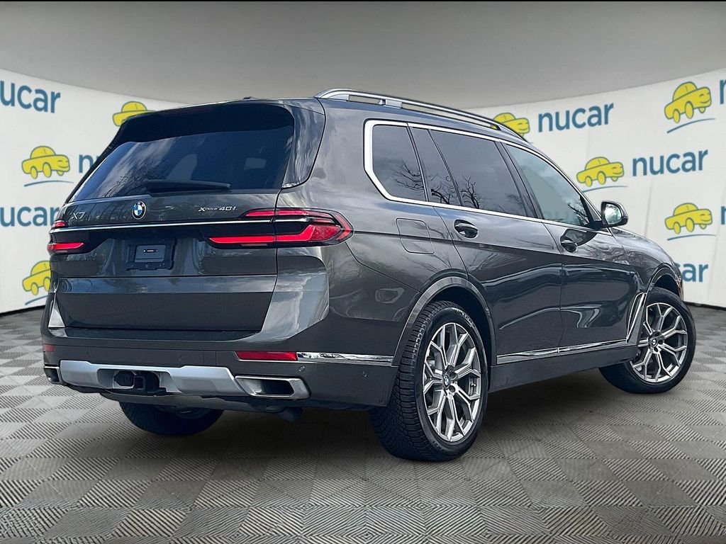 Used 2024 Green BMW xDrive40i image 6