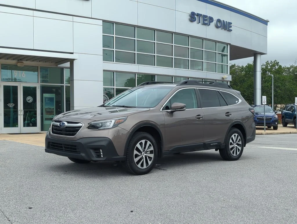 2022 Subaru Outback Premium's photo