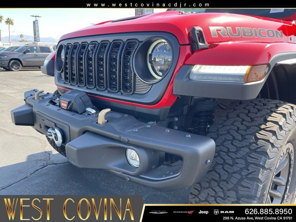 New 2024 Firecracker Red Clear-Coat Exterior Paint Jeep Rubicon 392 image 13