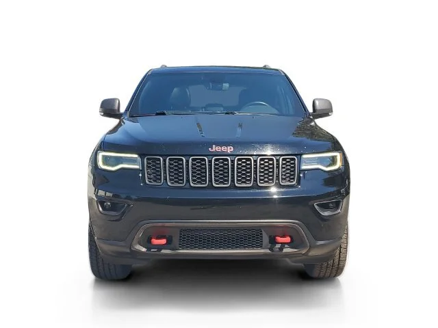 Used 2018 Diamond Black C Jeep Trailhawk image 2