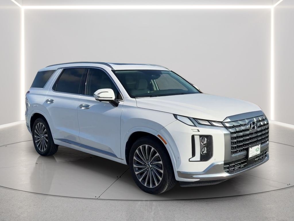 Used 2024 White Hyundai Calligraphy image 3