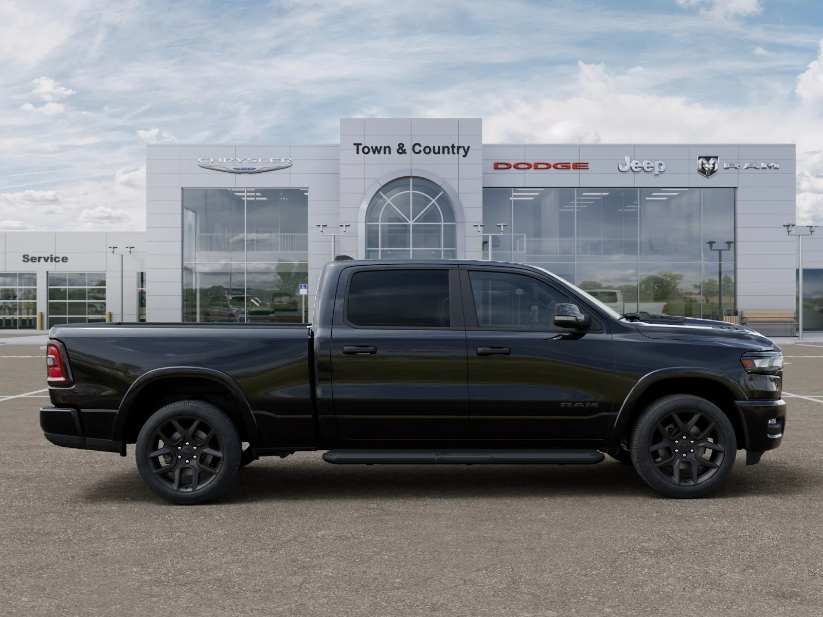 New 2026 Diamond Black Crystal Pearl-Coat Exterior Paint RAM Laramie image 47